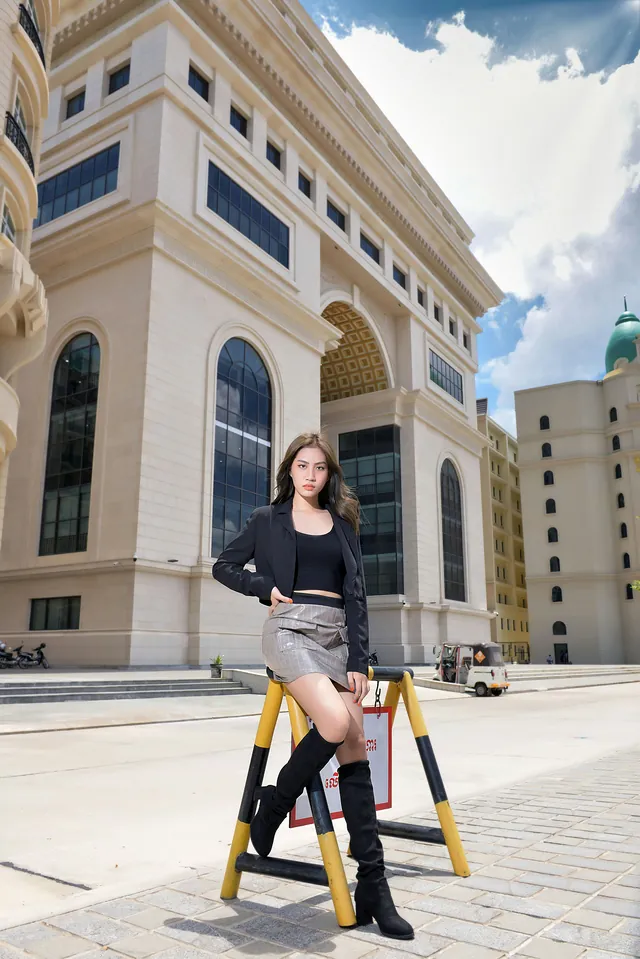 High-megapixel RAW photo in a shared transfer gallery